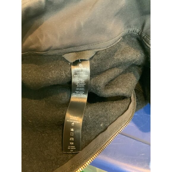 Lululemon Tundra Trek Black Wool Sherpa Fleece Zip-Up Vest, Size Large - Picture 9 of 9